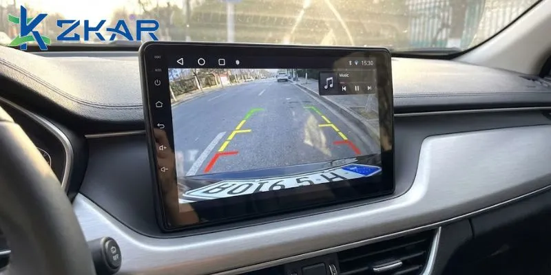 Camera lùi trên màn hình  android